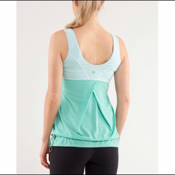 Lululemon Tame Me Tank. Size 8. - Picture 3 of 5